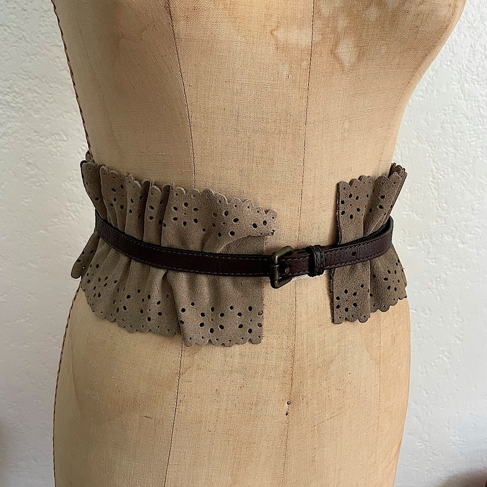 Anthropologie Ruffles  Leather Belt Small